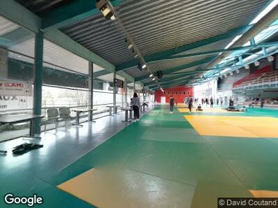 Photo de l'extérieur du dojo de Racing limousin judo