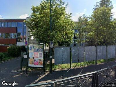 Photo de l'extérieur du dojo de Taekwondo Yerrois - École de la Vague Bleue